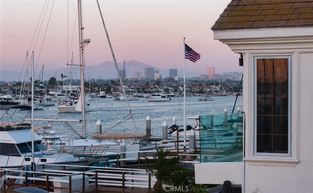 1444 W Bay Newport Beach, CA 92661
