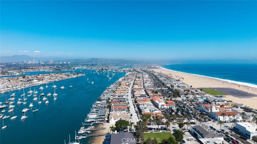 1444 W Bay Newport Beach, CA 92661