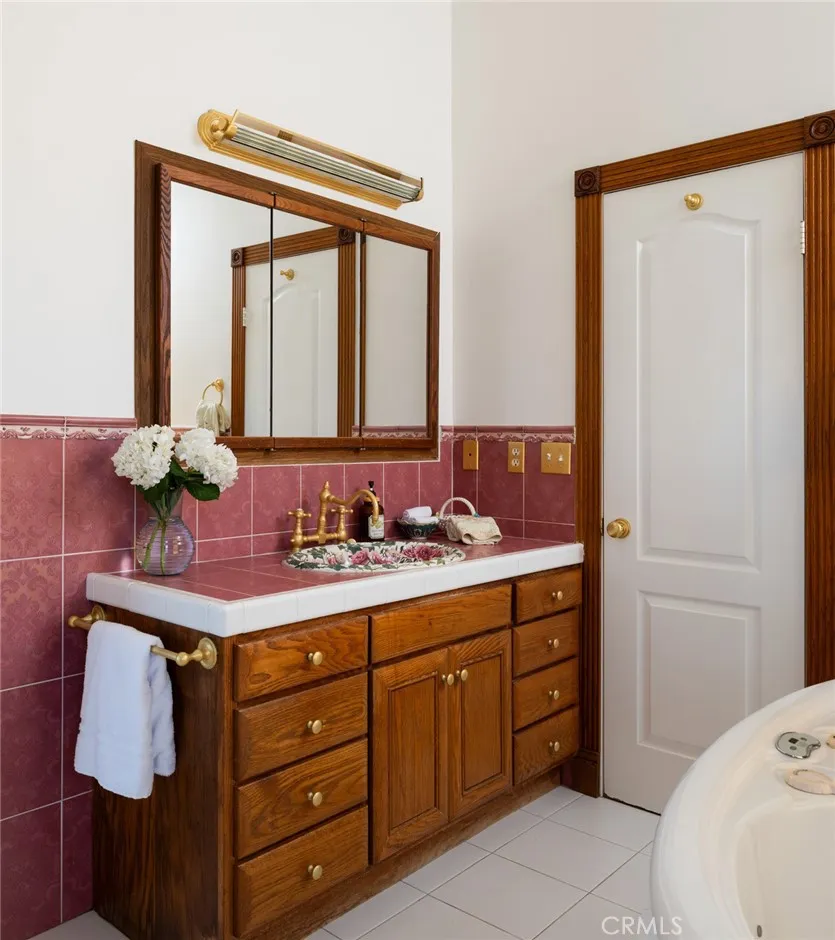 1444 W Bay Newport Beach, CA 92661