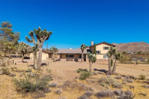 8715 Desert Shadows Road