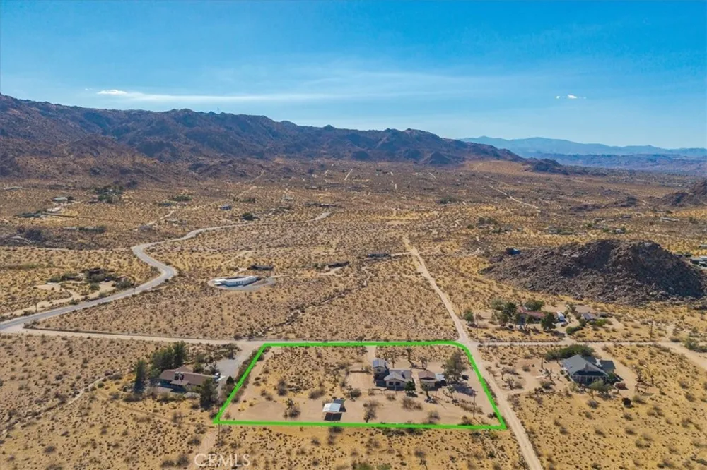 8715 Desert Shadows Road Joshua Tree, CA 92252