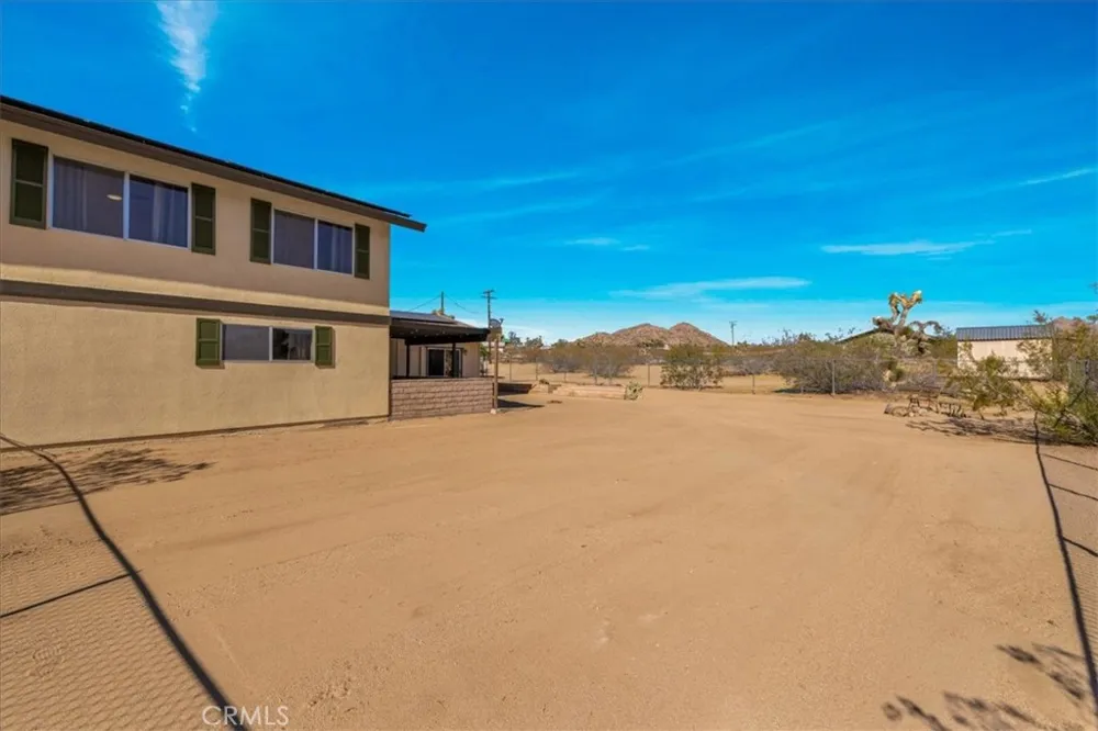 8715 Desert Shadows Road Joshua Tree, CA 92252
