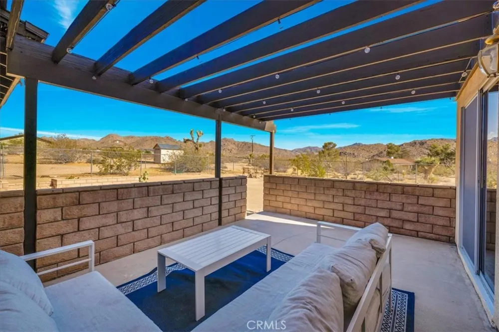 8715 Desert Shadows Road Joshua Tree, CA 92252