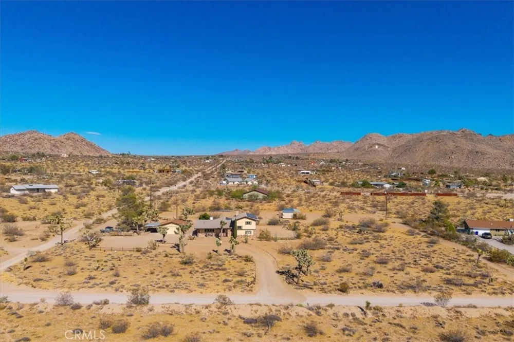 8715 Desert Shadows Road Joshua Tree, CA 92252