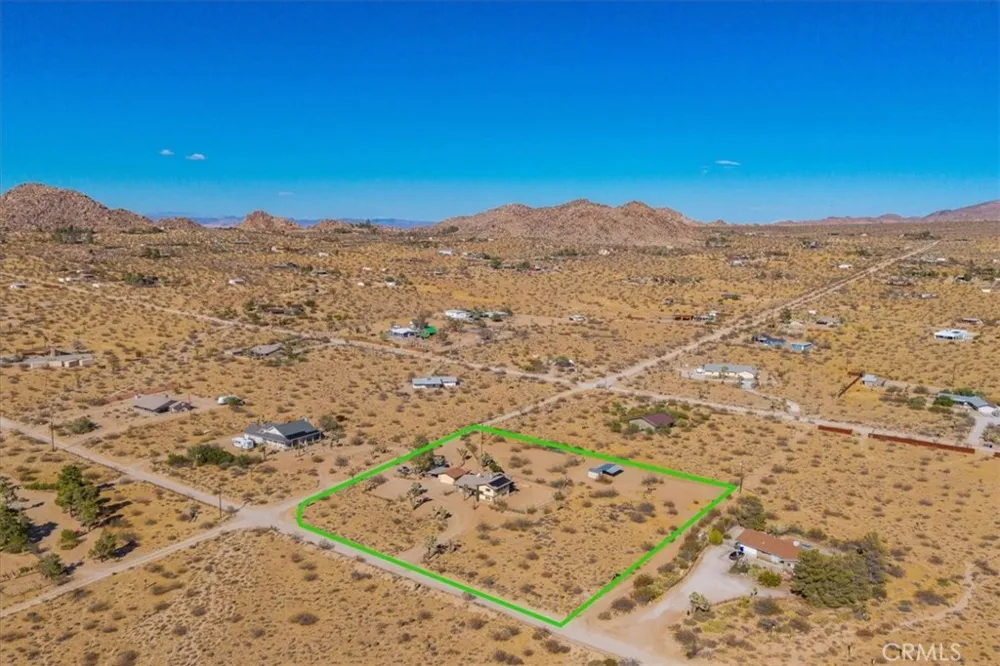 8715 Desert Shadows Road Joshua Tree, CA 92252