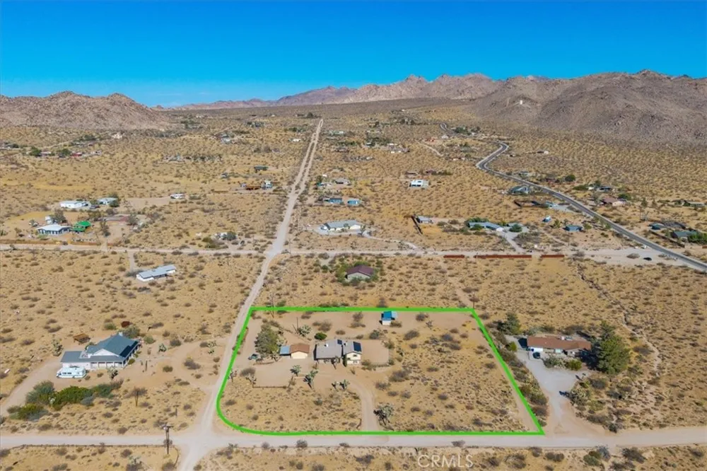 8715 Desert Shadows Road Joshua Tree, CA 92252