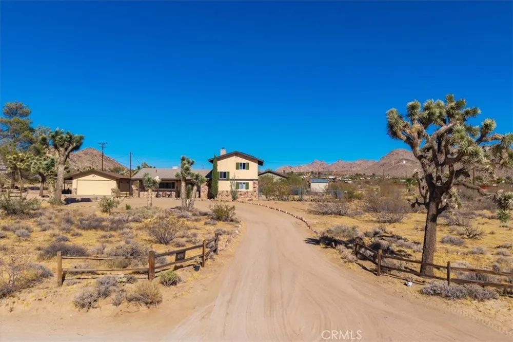 8715 Desert Shadows Road Joshua Tree, CA 92252