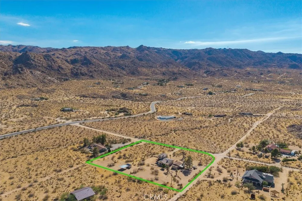 8715 Desert Shadows Road Joshua Tree, CA 92252