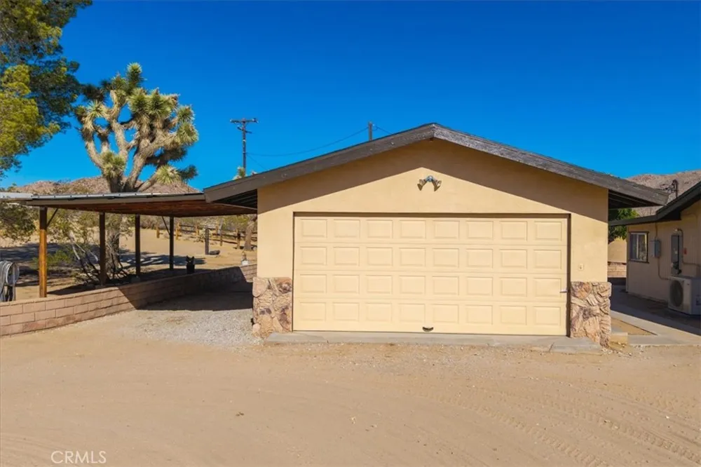 8715 Desert Shadows Road Joshua Tree, CA 92252
