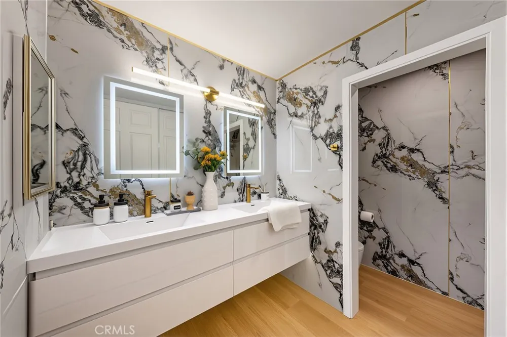 2416 Flora Street West Covina, CA 91792