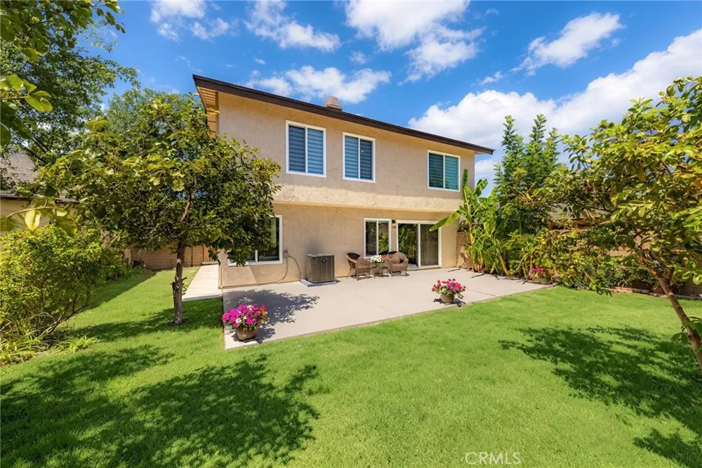 2416 Flora Street West Covina, CA 91792