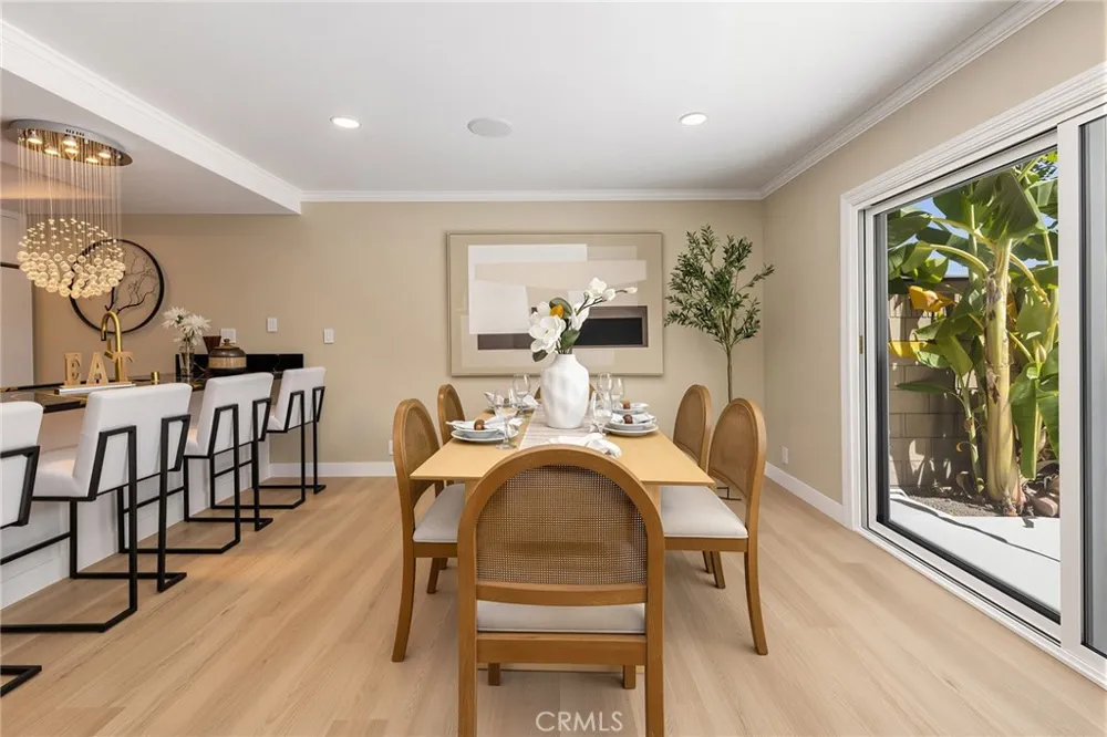 2416 Flora Street West Covina, CA 91792
