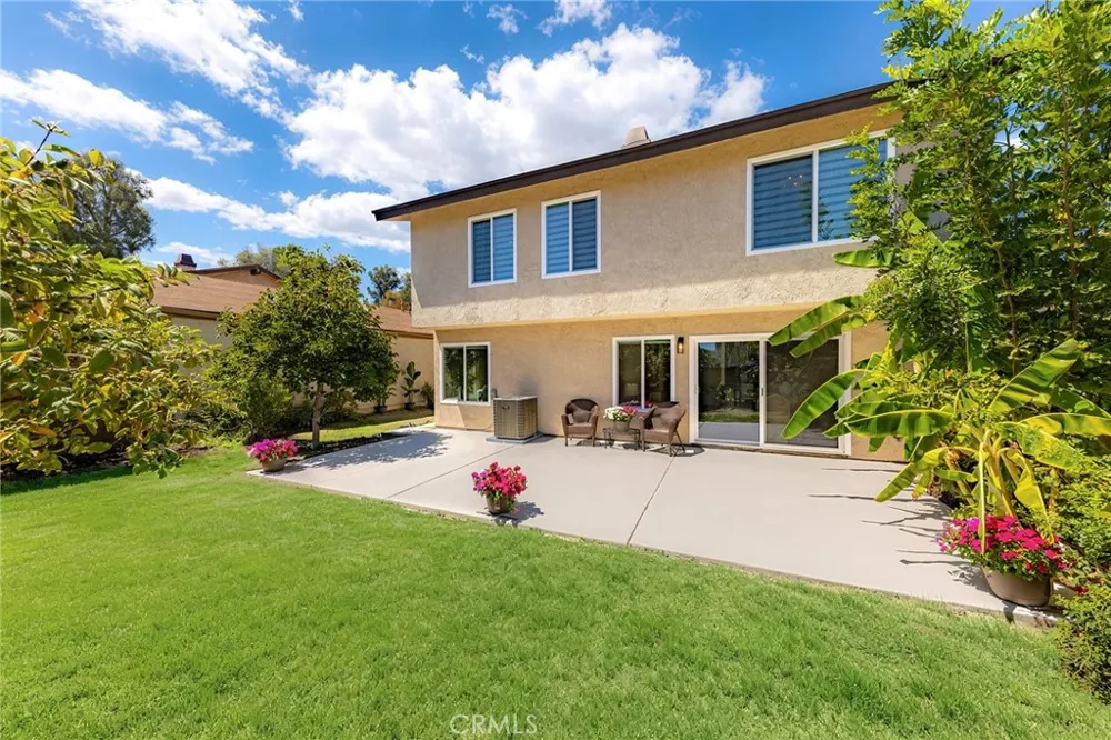2416 Flora Street West Covina, CA 91792