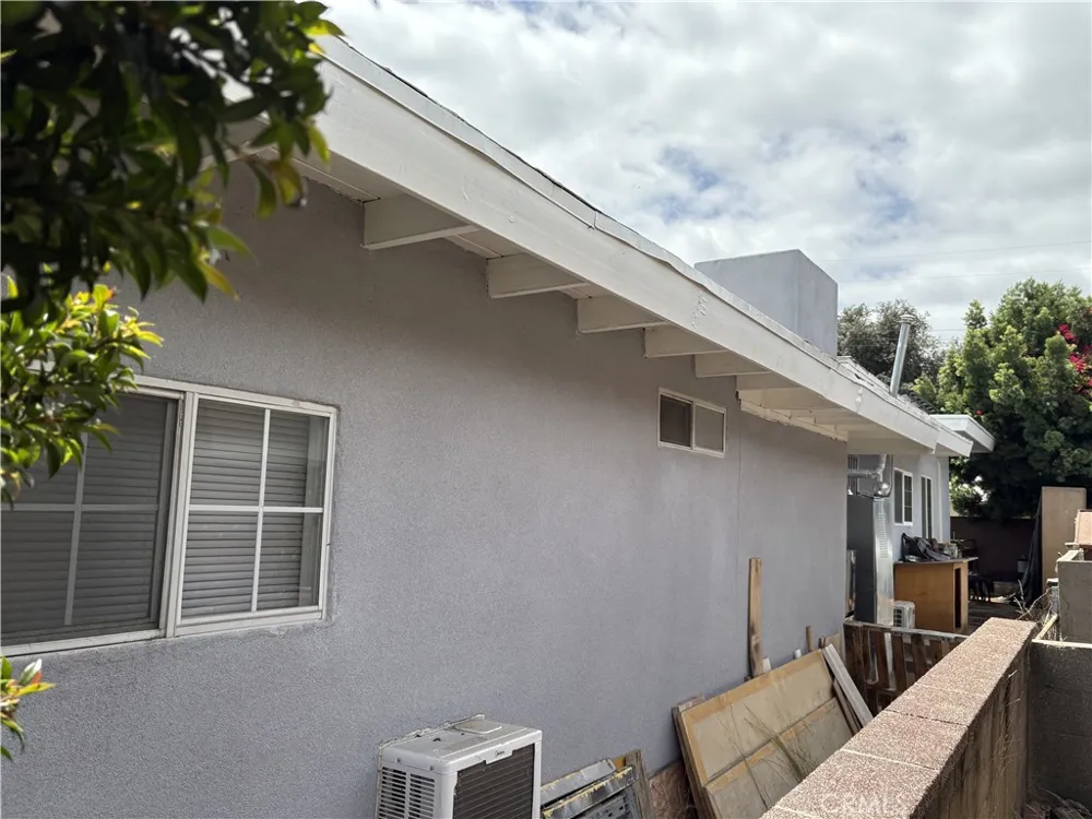 9955 Parkinson Whittier, CA 90605
