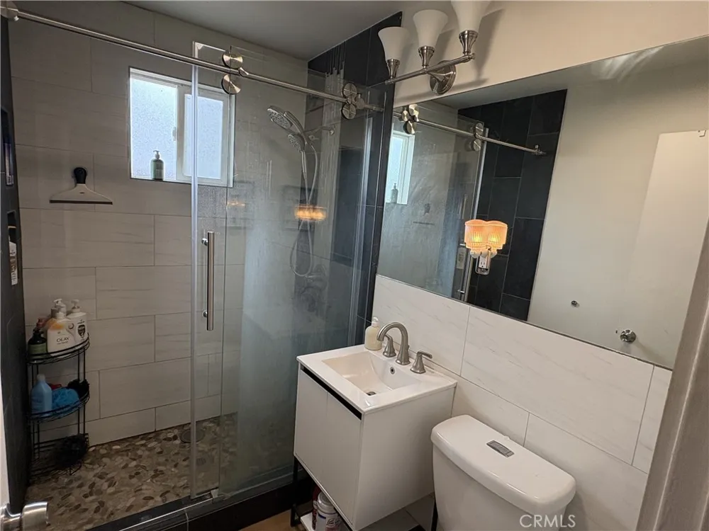9955 Parkinson Whittier, CA 90605