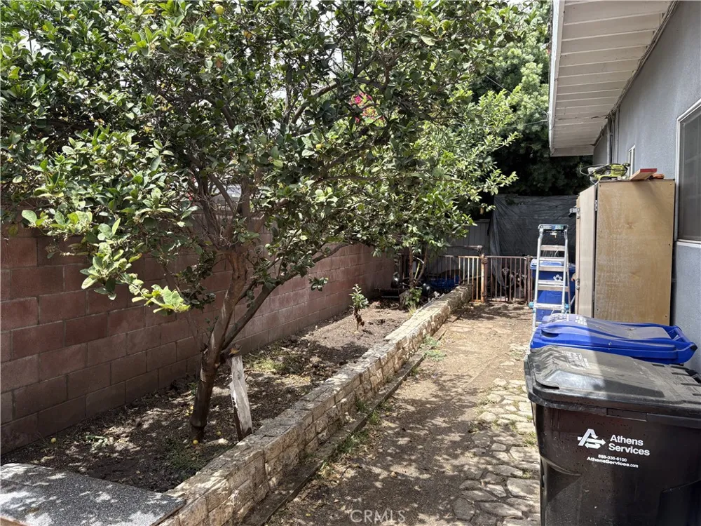 9955 Parkinson Whittier, CA 90605