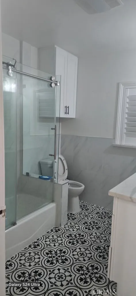 321 E Hellman Alhambra, CA 91801
