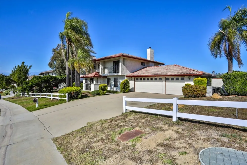 1736 Derringer Lane Diamond Bar, CA 91765