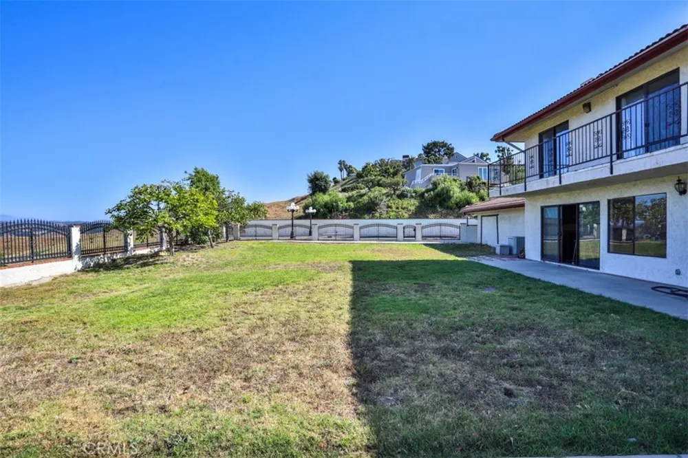 1736 Derringer Lane Diamond Bar, CA 91765