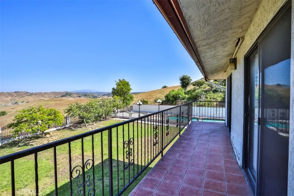 1736 Derringer Lane Diamond Bar, CA 91765