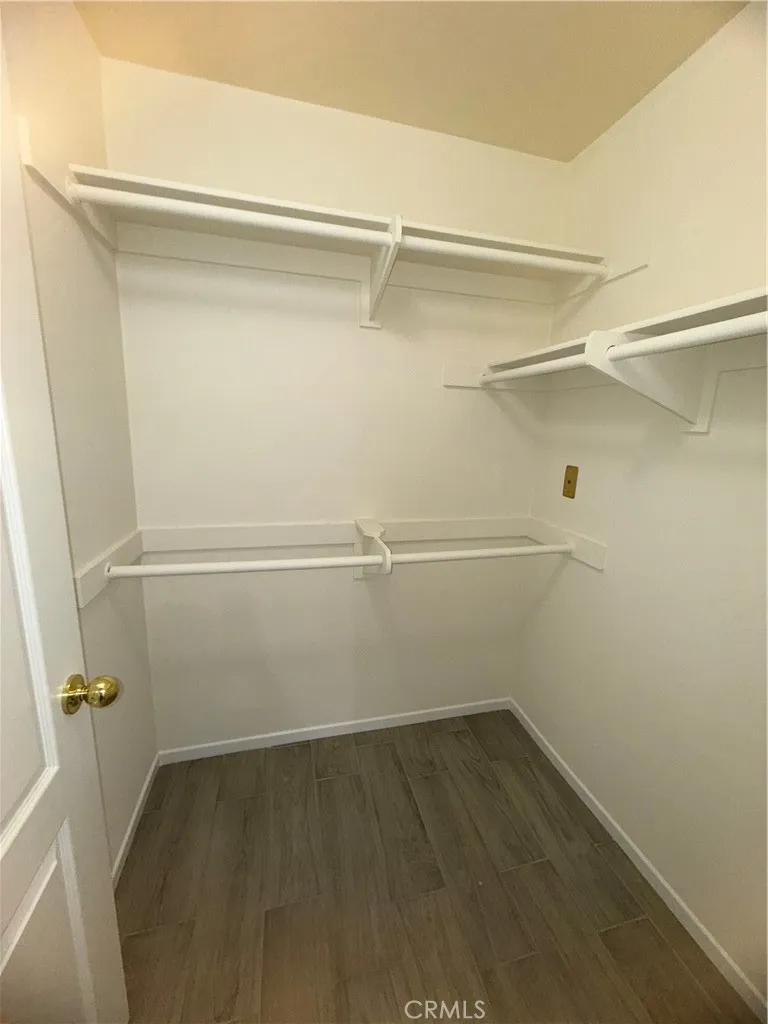 58 Valley Crest Simi Valley, CA 93065