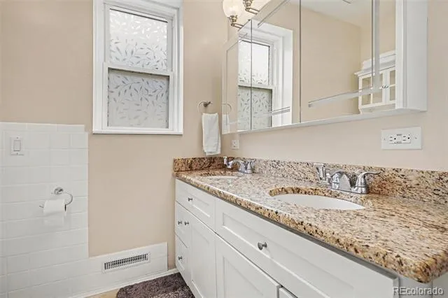 2180 Gilpin Street Denver, CO 80205