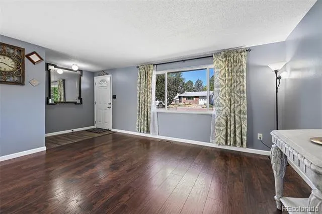 313 Cranbrook Circle Colorado Springs, CO 80906