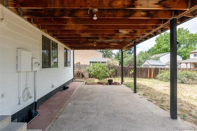 1410 S Vaughn Circle Aurora, CO 80012