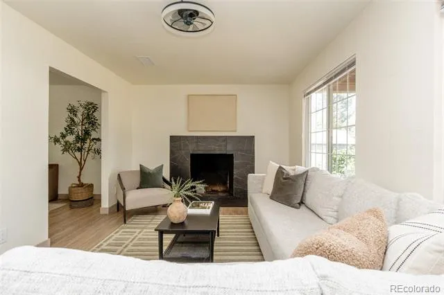 1410 S Vaughn Circle Aurora, CO 80012