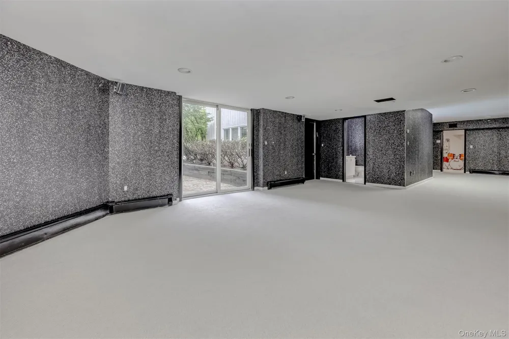 38 Roberts Road New City, NY 10956