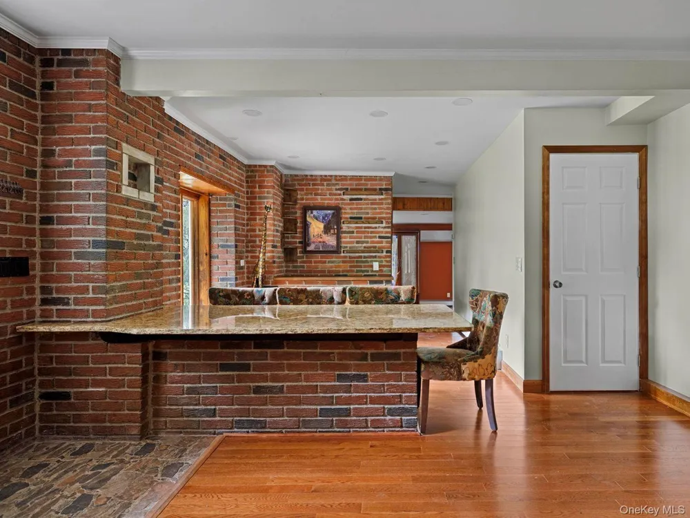 90 New Paltz Road Highland, NY 12528