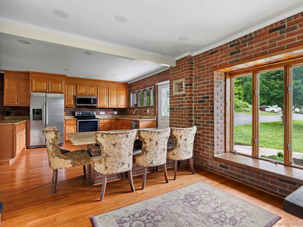 90 New Paltz Road Highland, NY 12528