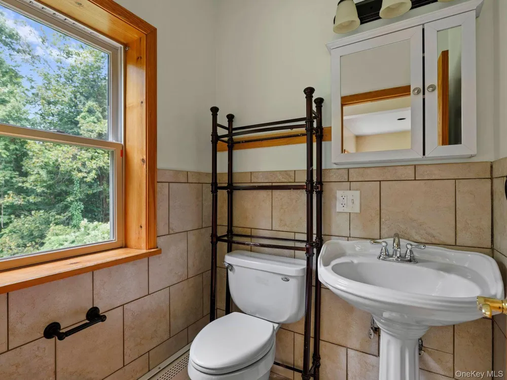 90 New Paltz Road Highland, NY 12528