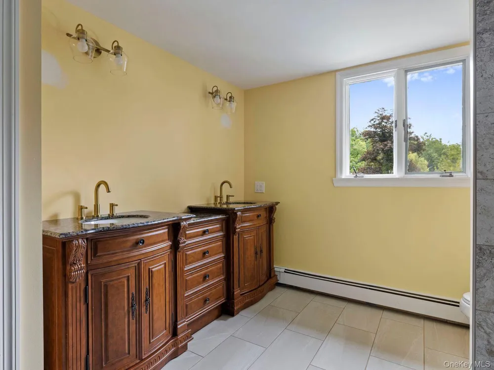 90 New Paltz Road Highland, NY 12528