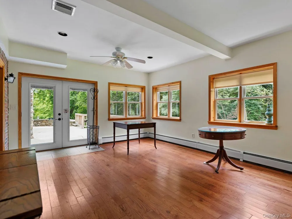90 New Paltz Road Highland, NY 12528