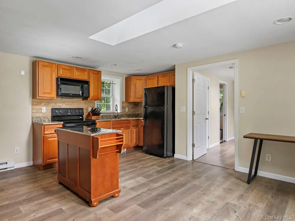 90 New Paltz Road Highland, NY 12528