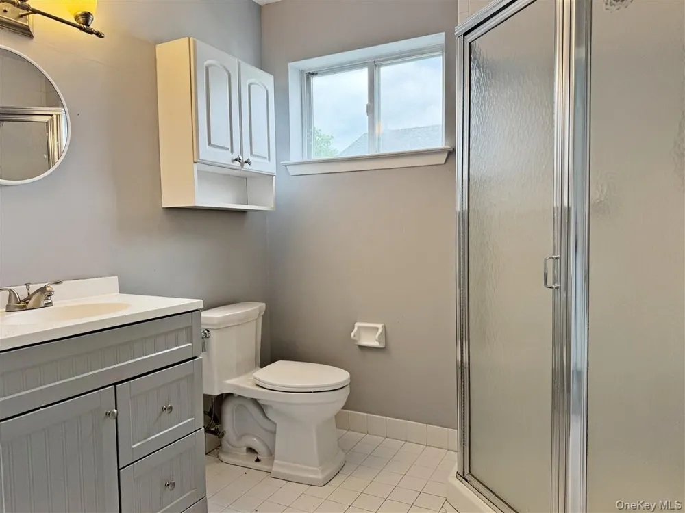 13 Yorkshire Court Nanuet, NY 10954