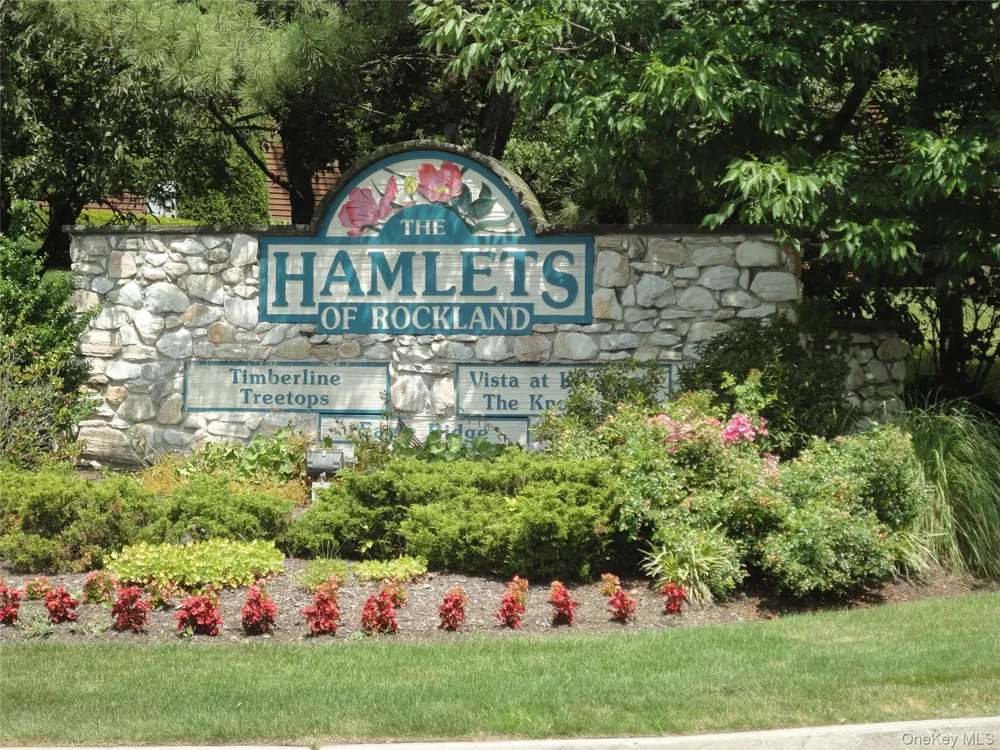 13 Yorkshire Court Nanuet, NY 10954