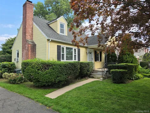 27 Haines Boulevard