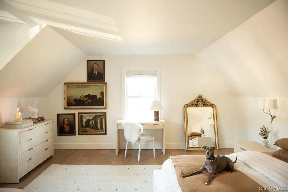 11 Crimson Hill Rhinebeck, NY 12572