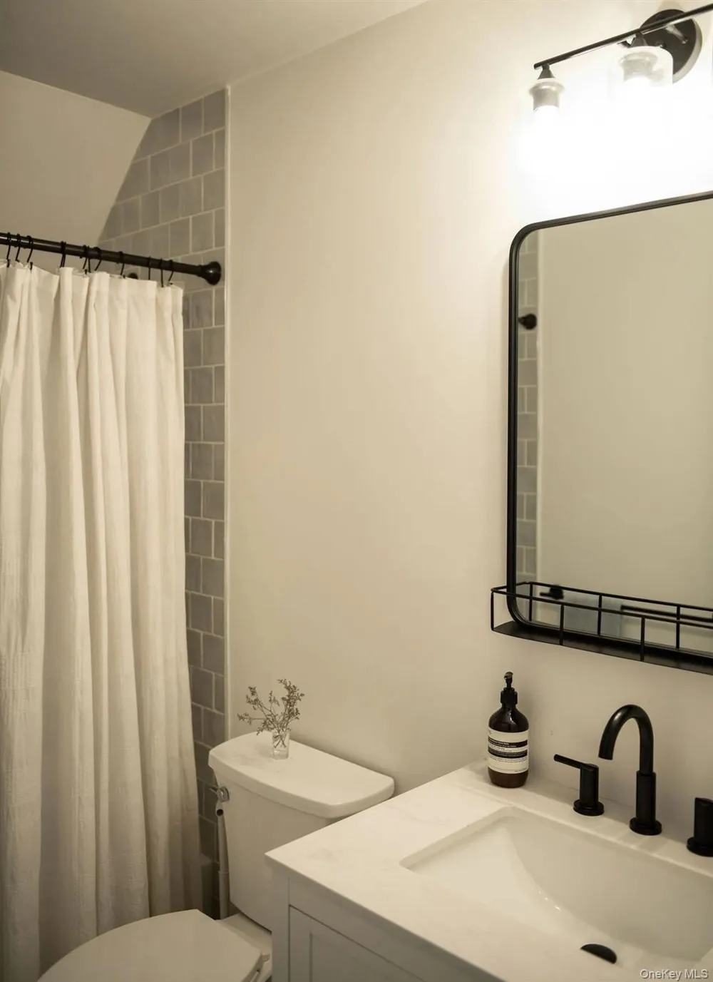 11 Crimson Hill Rhinebeck, NY 12572