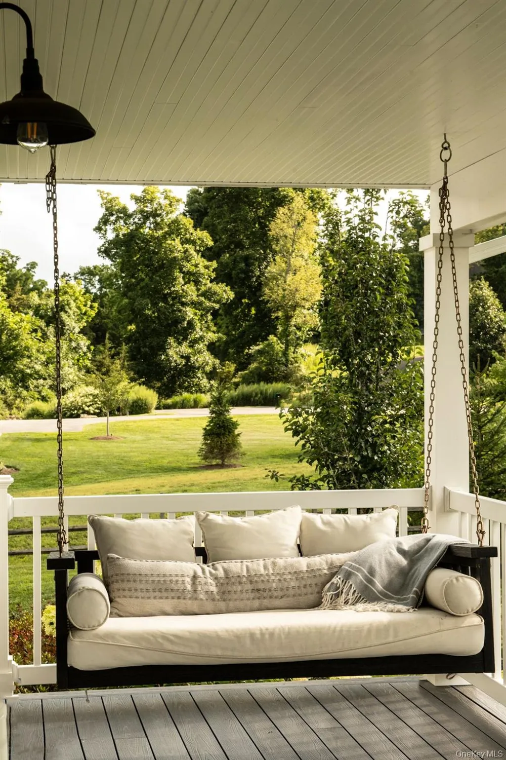11 Crimson Hill Rhinebeck, NY 12572