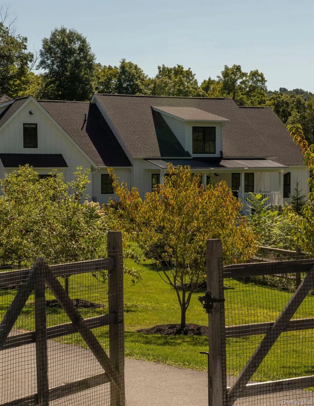 11 Crimson Hill Rhinebeck, NY 12572