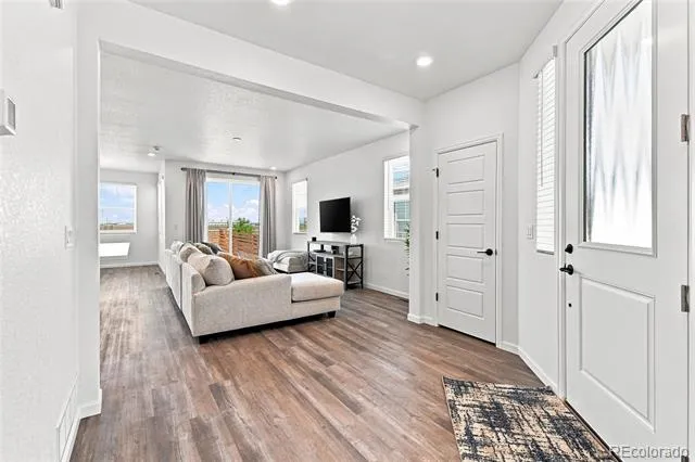 3471 Buchanan Way Aurora, CO 80019