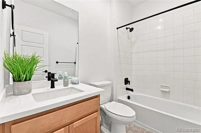 3471 Buchanan Way Aurora, CO 80019