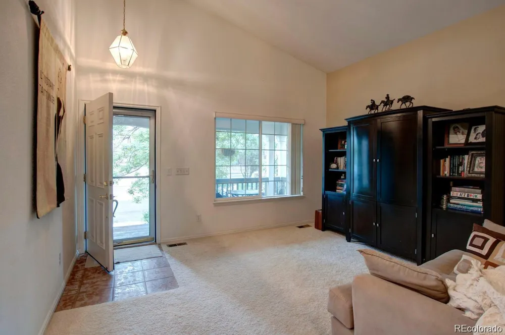 1378 S Akron Way Denver, CO 80247