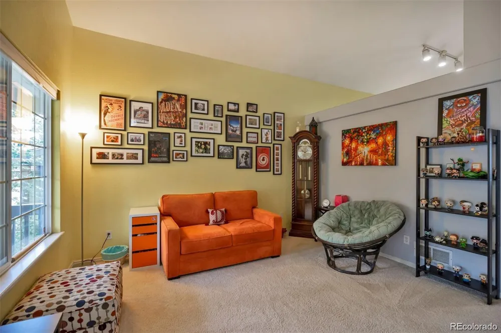1378 S Akron Way Denver, CO 80247