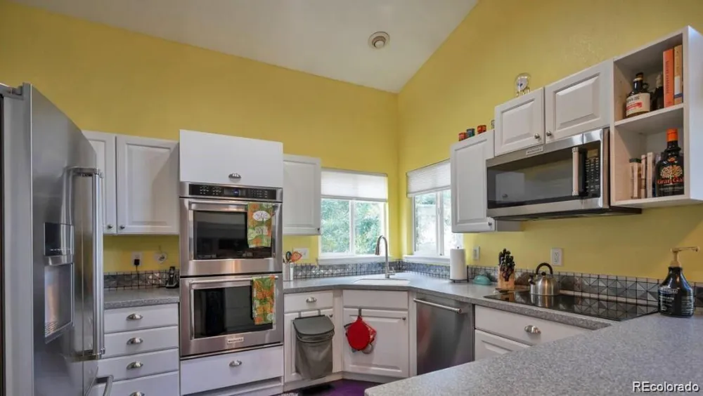 1378 S Akron Way Denver, CO 80247