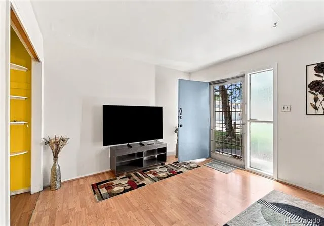 147 Paris Circle Aurora, CO 80011