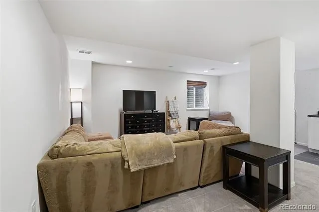 9577 High Cliffe Street Highlands Ranch, CO 80129